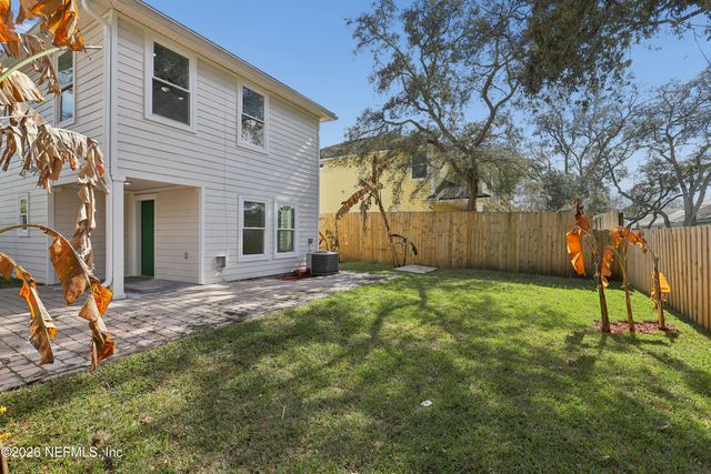 1022 PENMAN Road, Jacksonville Beach, FL 32250