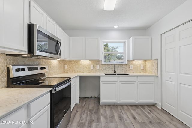 1022 PENMAN Road, Jacksonville Beach, FL 32250