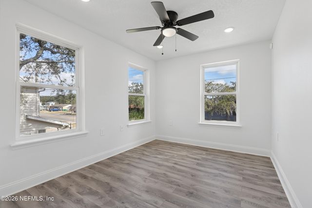 1022 PENMAN Road, Jacksonville Beach, FL 32250