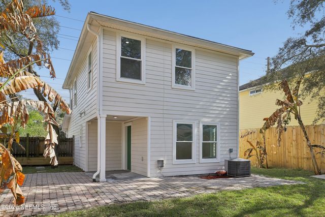 1022 PENMAN Road, Jacksonville Beach, FL 32250