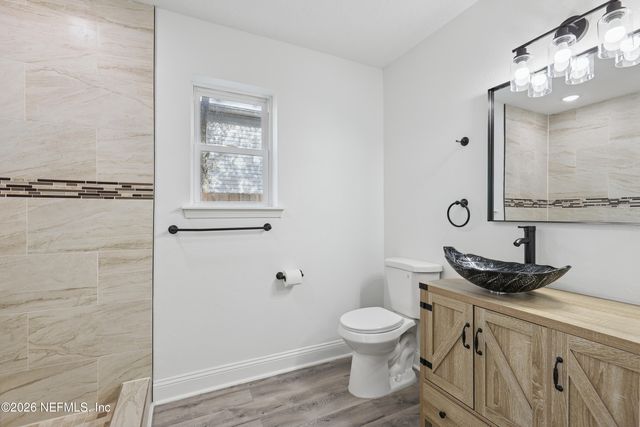 1022 PENMAN Road, Jacksonville Beach, FL 32250