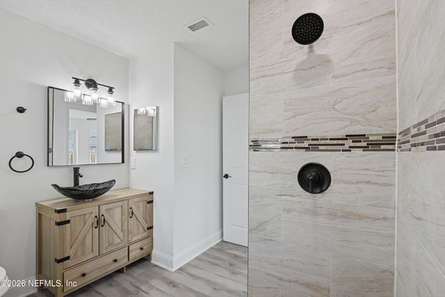 1022 PENMAN Road, Jacksonville Beach, FL 32250