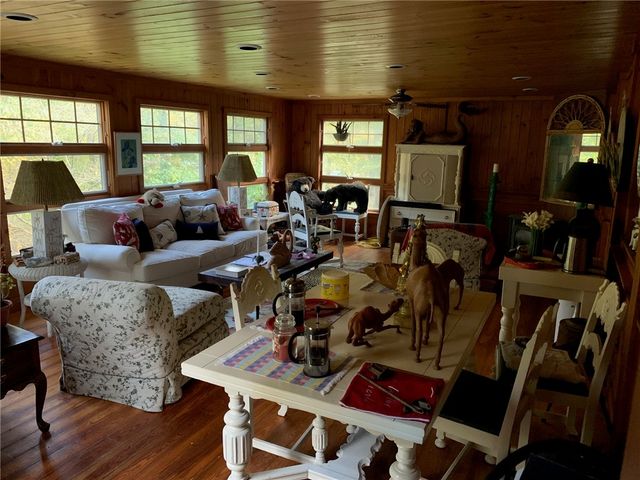 191 Stony Lane, North Kingstown, RI 02852