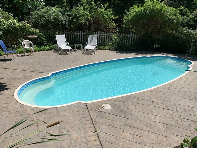 191 Stony Lane, North Kingstown, RI 02852