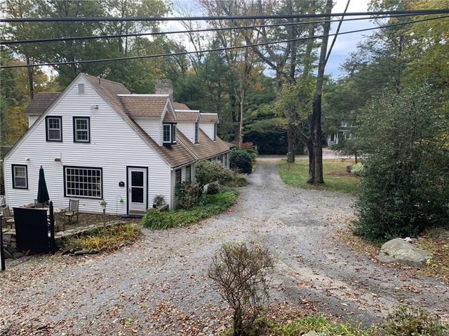 191 Stony Lane, North Kingstown, RI 02852