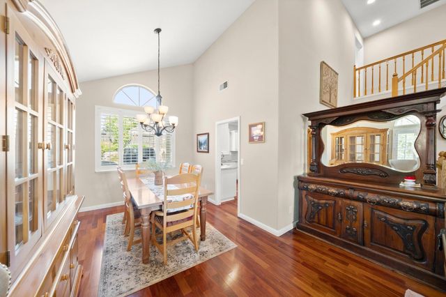 5820 Devon Dr, Rocklin, CA 95765