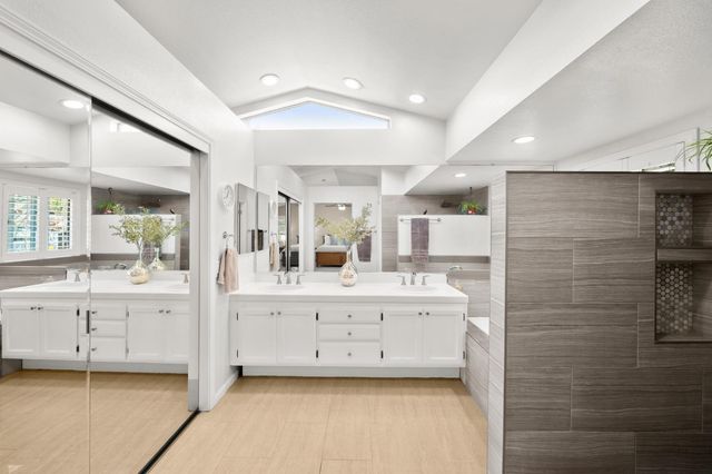 5820 Devon Dr, Rocklin, CA 95765