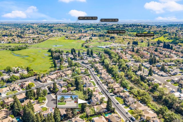 5820 Devon Dr, Rocklin, CA 95765
