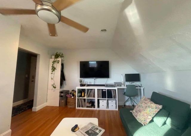 34 Telegraph St. 3, Boston, MA 02127