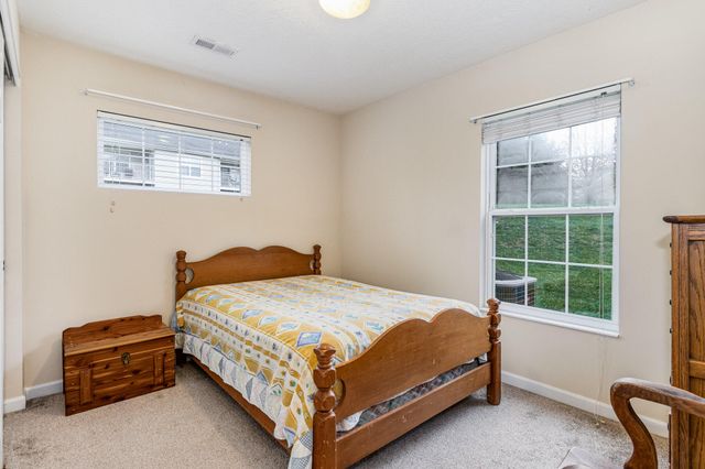 809 Foinavon Lane, Walton, KY 41094