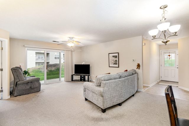 809 Foinavon Lane, Walton, KY 41094