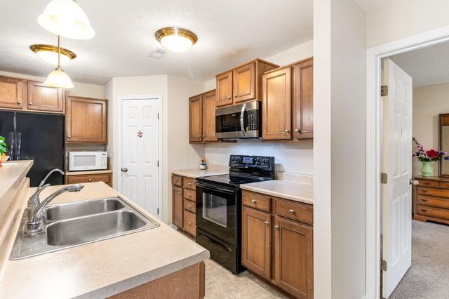 809 Foinavon Lane, Walton, KY 41094