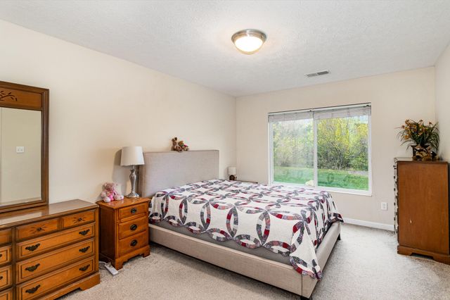 809 Foinavon Lane, Walton, KY 41094