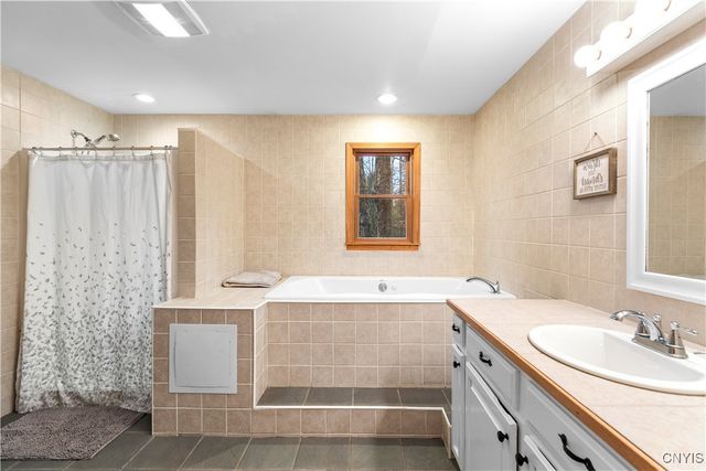 8483 Edwards Road, Floyd, NY 13440