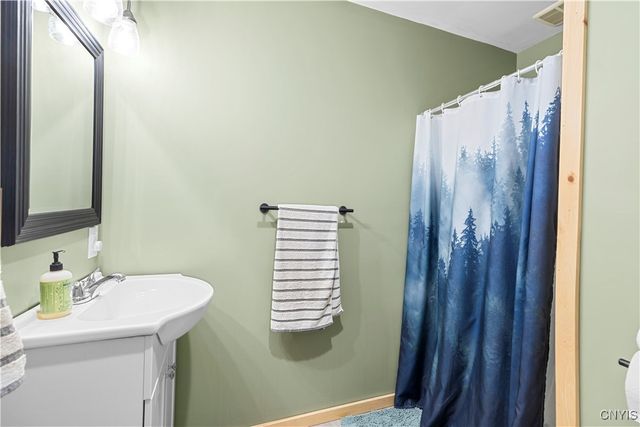 8483 Edwards Road, Floyd, NY 13440