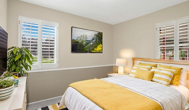 361 E MCMILLAN LN, Murray, UT 84107