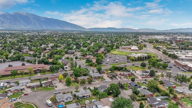 361 E MCMILLAN LN, Murray, UT 84107
