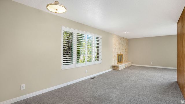 361 E MCMILLAN LN, Murray, UT 84107