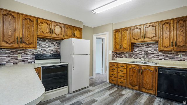 361 E MCMILLAN LN, Murray, UT 84107
