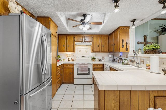 3802 County Road 429, Anna, TX 75409