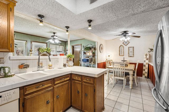 3802 County Road 429, Anna, TX 75409