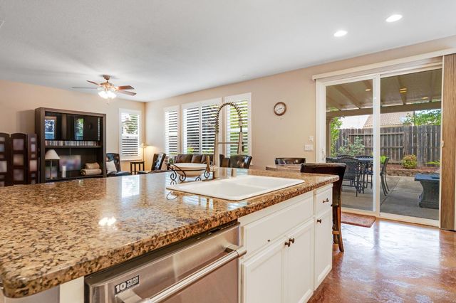 212 Camross Ct, Lincoln, CA 95648