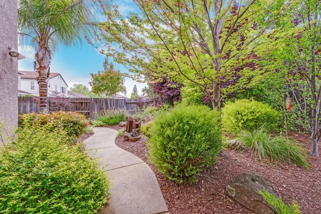 212 Camross Ct, Lincoln, CA 95648