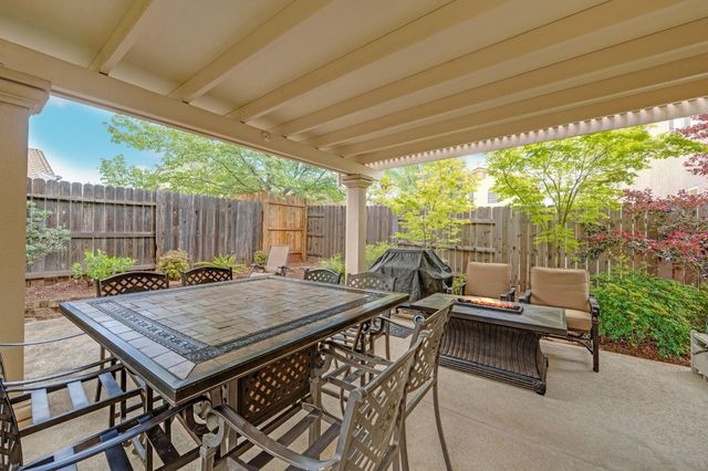212 Camross Ct, Lincoln, CA 95648
