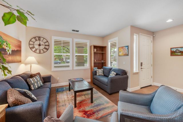 212 Camross Ct, Lincoln, CA 95648