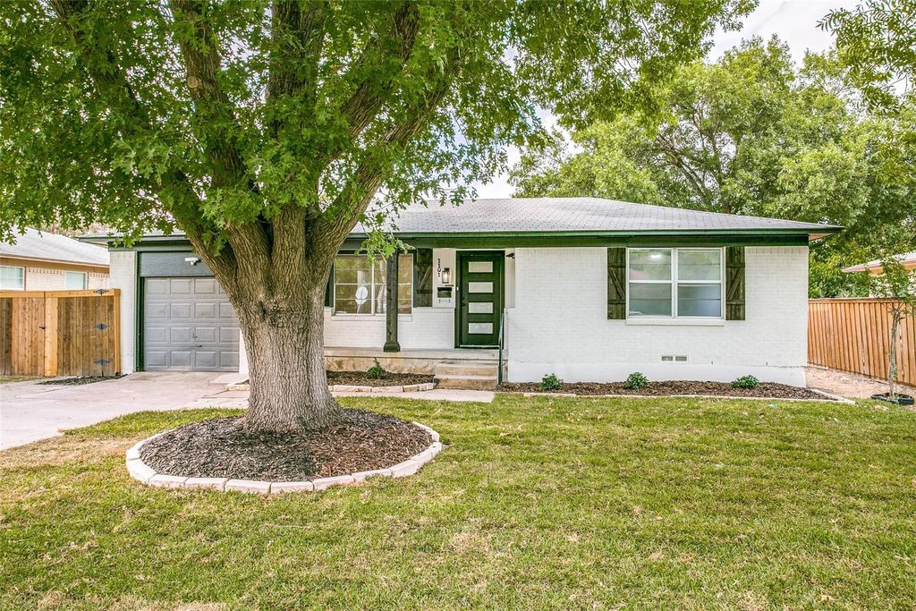1101 Noble Avenue, Carrollton, TX 75006