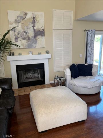 80 Almador, Irvine, CA 92614