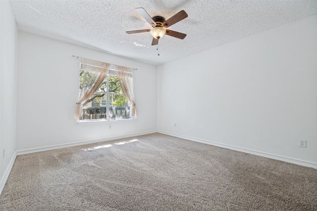 7452 E Northwest Highway 123, Dallas, TX 75231