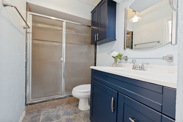 7452 E Northwest Highway 123, Dallas, TX 75231