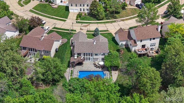 948 Emerald Oaks Court, Eureka, MO 63025