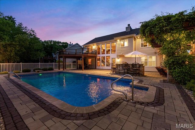 948 Emerald Oaks Court, Eureka, MO 63025