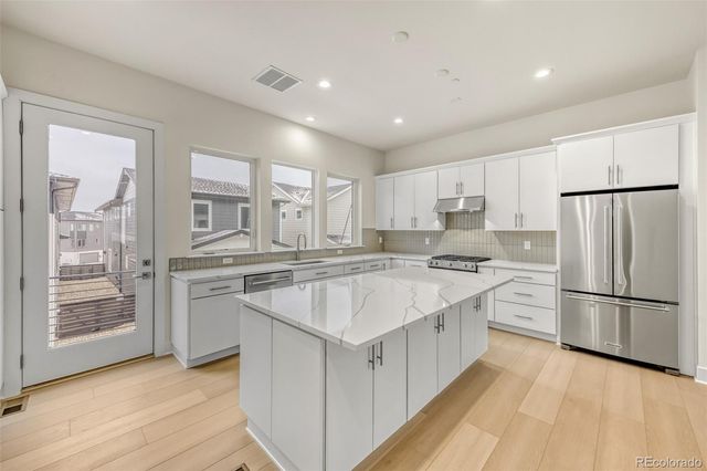 665 Skyhook Street, Erie, CO 80516