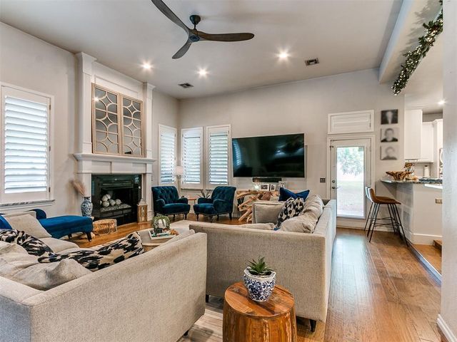 4205 Hidden Lake Circle, Moore, OK 73160
