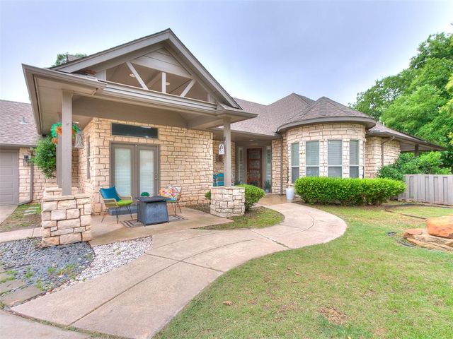 4205 Hidden Lake Circle, Moore, OK 73160
