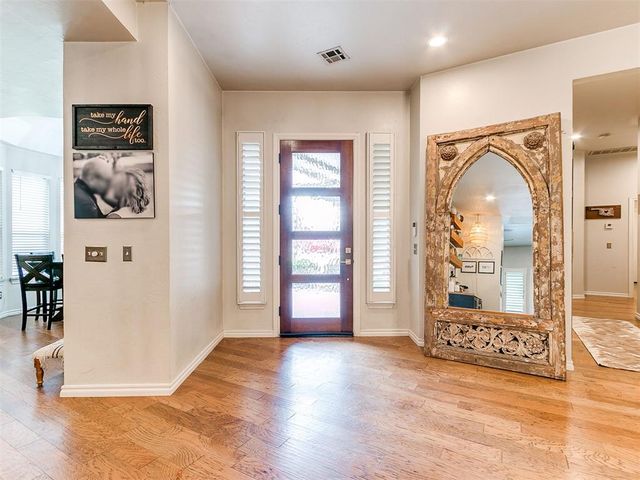 4205 Hidden Lake Circle, Moore, OK 73160