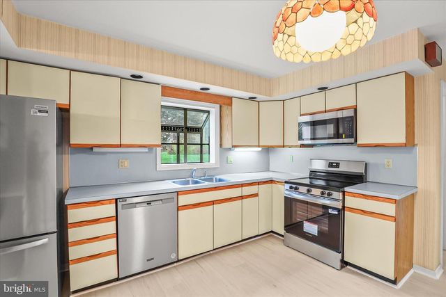 531 RUPLEY ROAD, Camp Hill, PA 17011