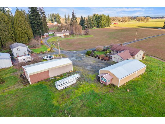 6884 S Hansen Ln, Aurora, OR 97002