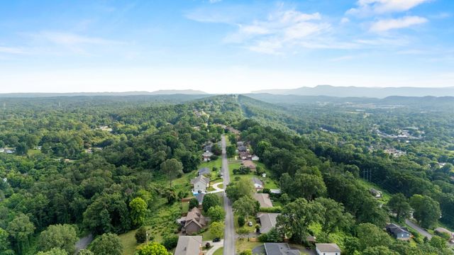 164 S Mission Ridge Drive Drive, Rossville, GA 30741