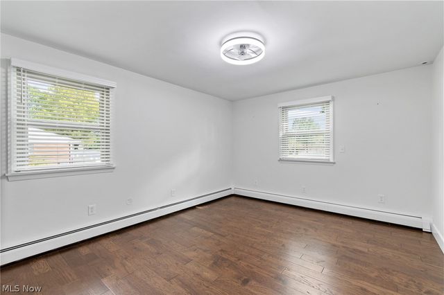 1212 Buena Vista Street NE, Canton, OH 44714