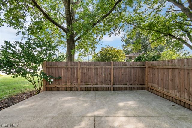 1212 Buena Vista Street NE, Canton, OH 44714