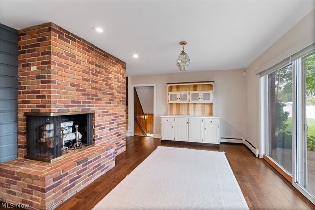 1212 Buena Vista Street NE, Canton, OH 44714