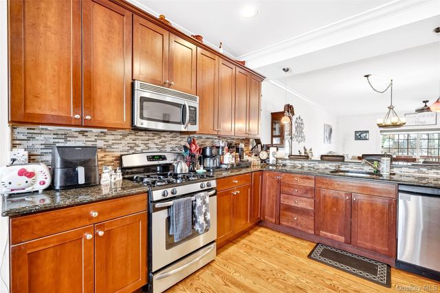 102 Villa Court, Carmel, NY 10512