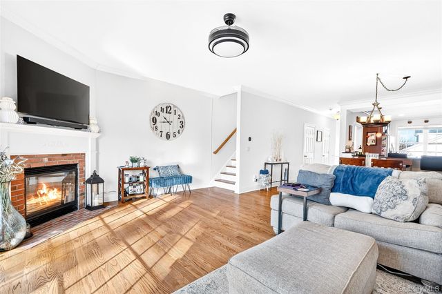 102 Villa Court, Carmel, NY 10512