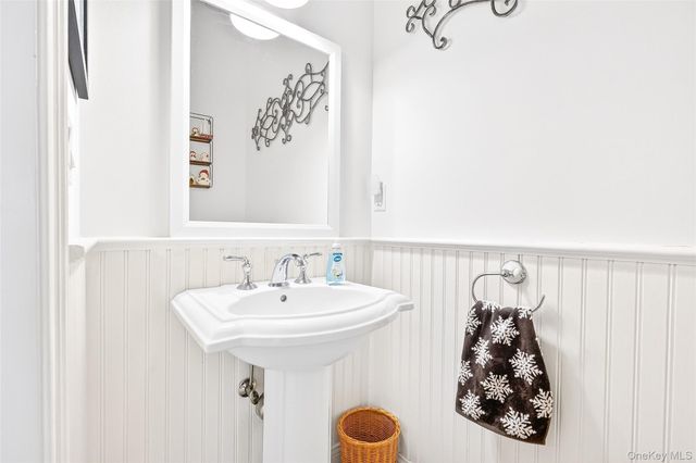 102 Villa Court, Carmel, NY 10512