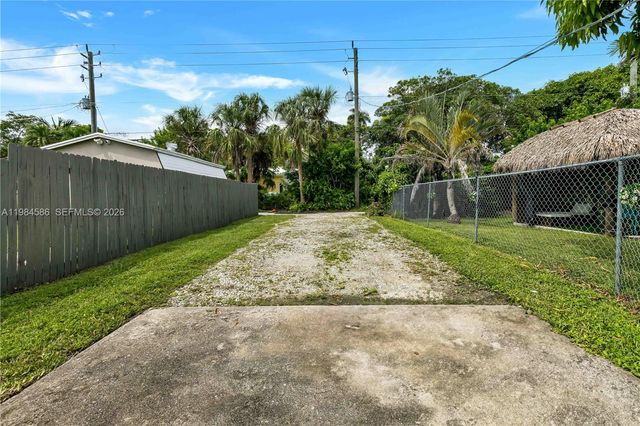 1539 Funston Street, Hollywood, FL 33020