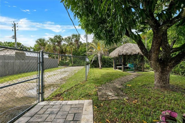 1539 Funston Street, Hollywood, FL 33020